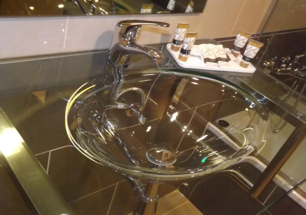 Отель B&B Tarragona Reus