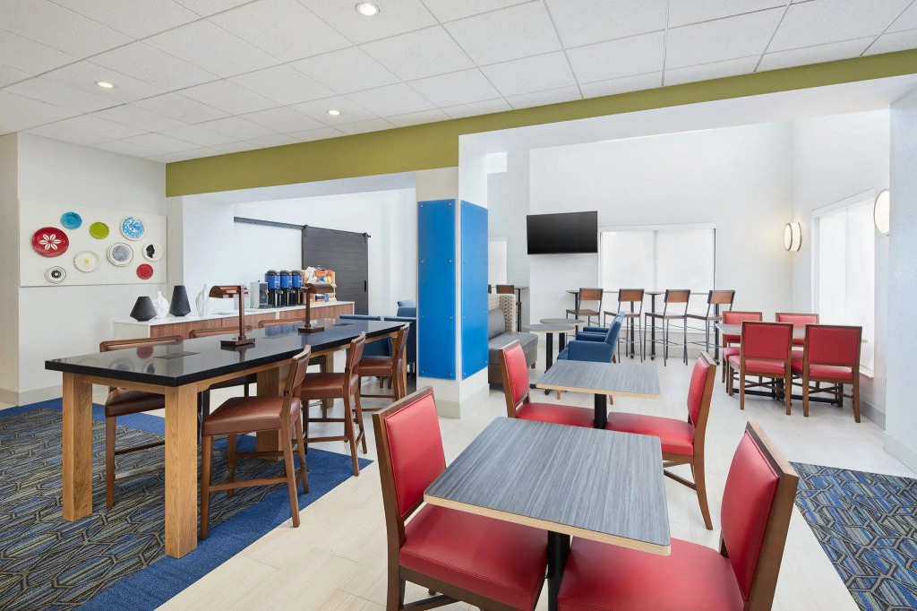 Holiday Inn Express Hotel & Suites Port Richey by IHG