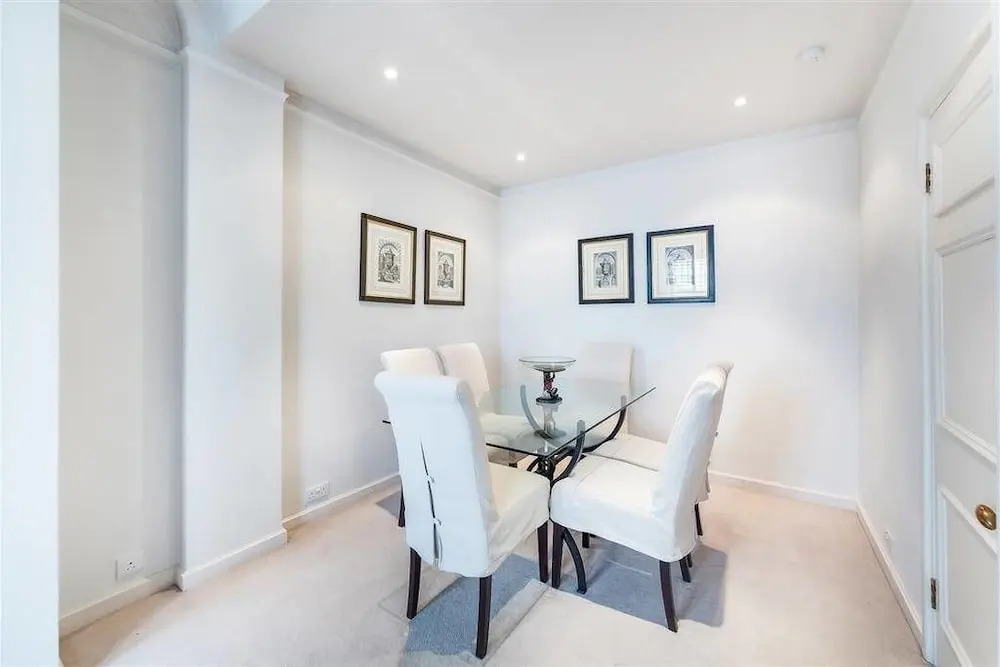 Fabulous One Bed Flat just off The Kings Road