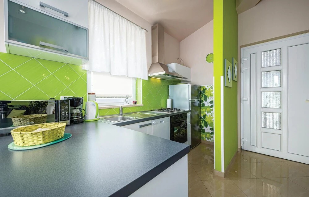 Adorable Holiday House Lilla-with pool-near Old Town Labin