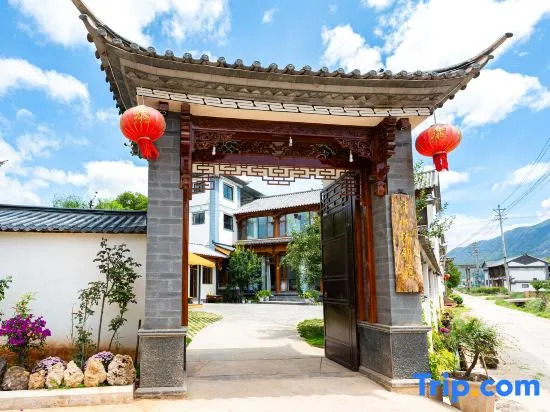 Shaxi Qingshuiqiao Yayuan Shunyuan B&B (North Guzong Lane)