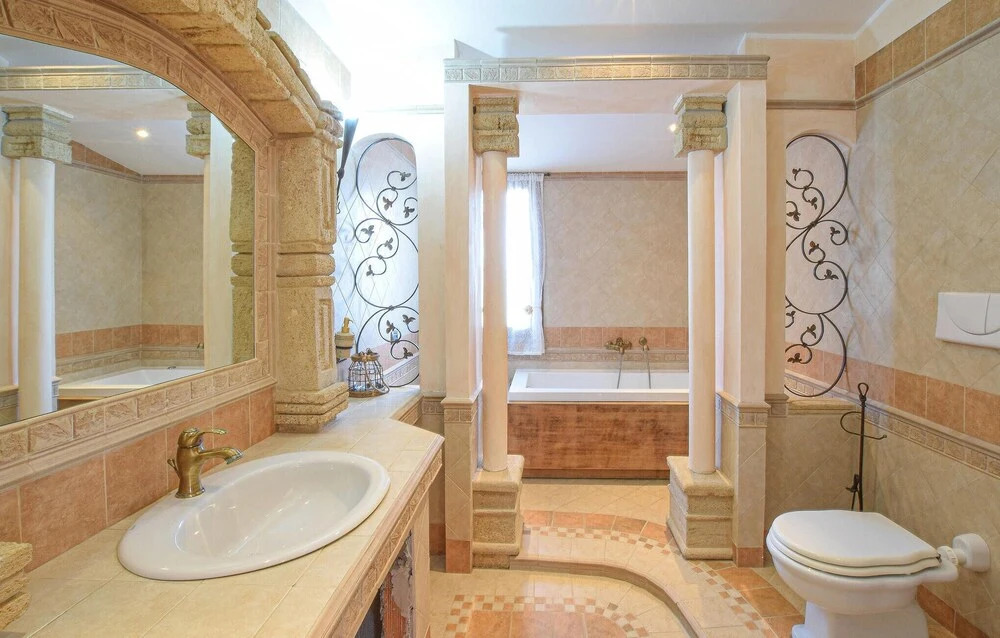 Stunning Home In Saline Ioniche
