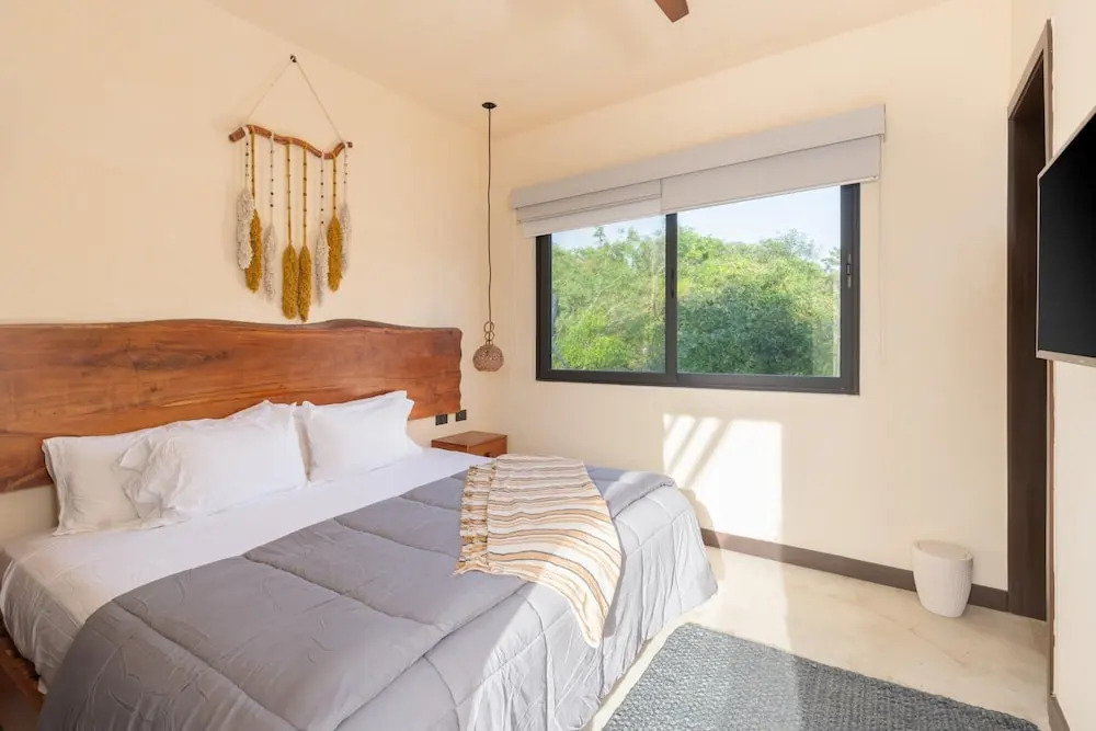 Stunning Exclusive 4BR House Private Pool Rooftop Sundeck Amazing Amenities