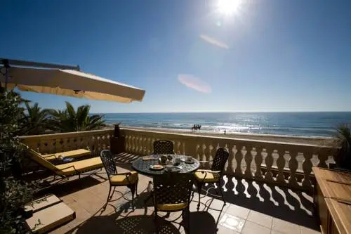 Sunny Dom Holiday Villa