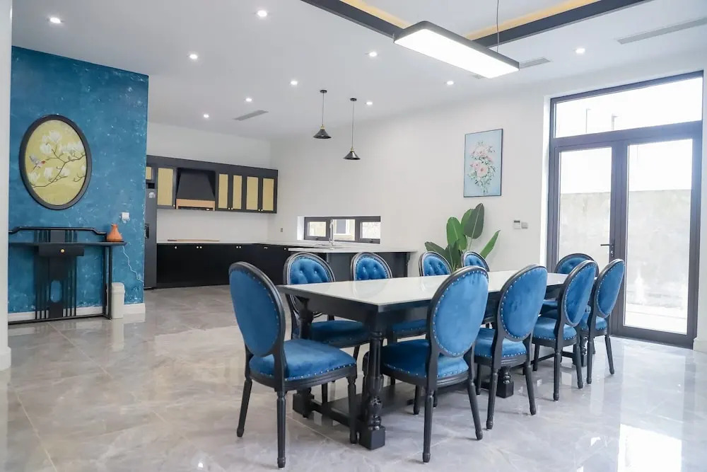 DLioro Hotel & Resort