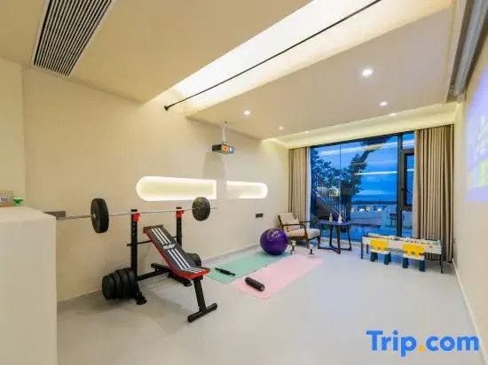 MaxHotel