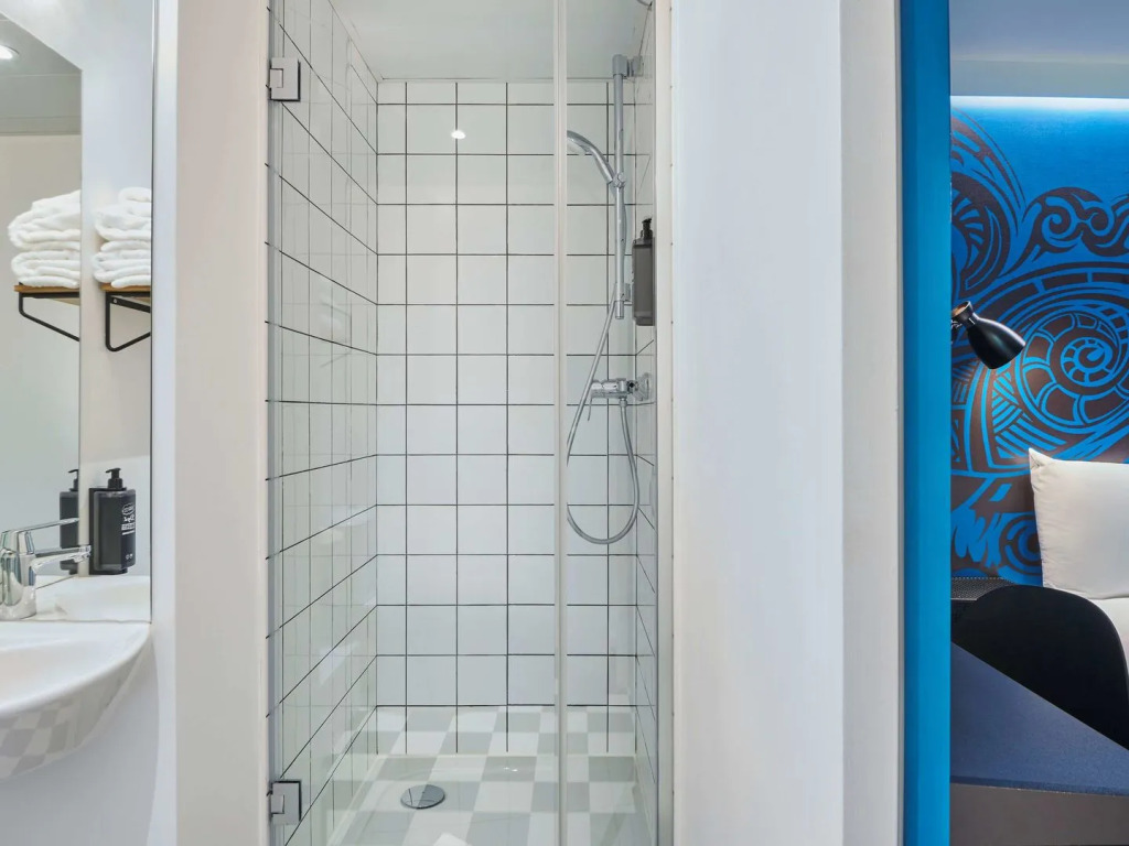 Ibis Styles Paris Gare de lEst Magenta