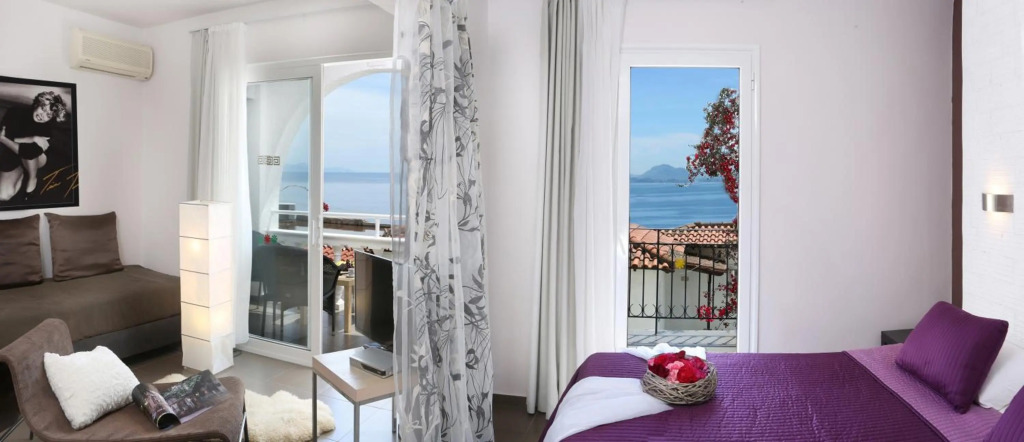 Pantokrator Hotel