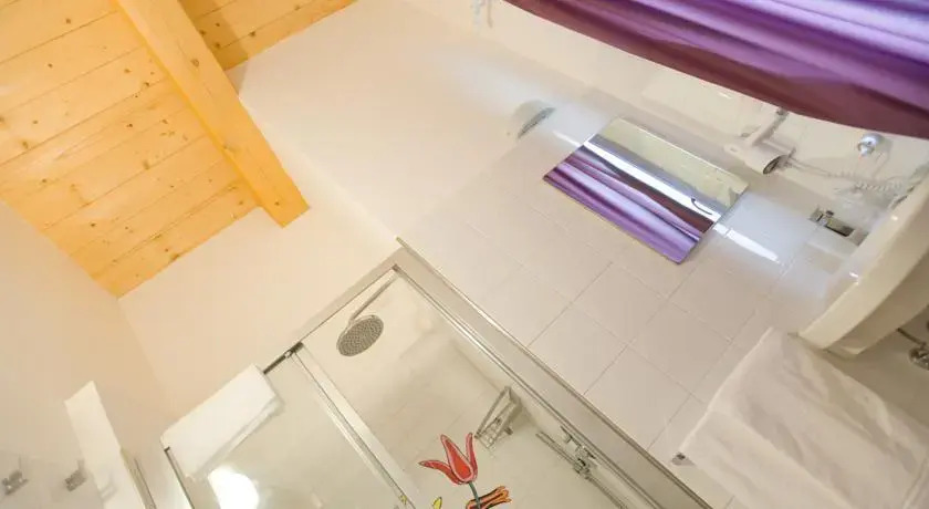 Airone B&B Frasassi