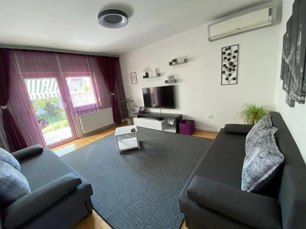 Apartman Sweet Garden K&A