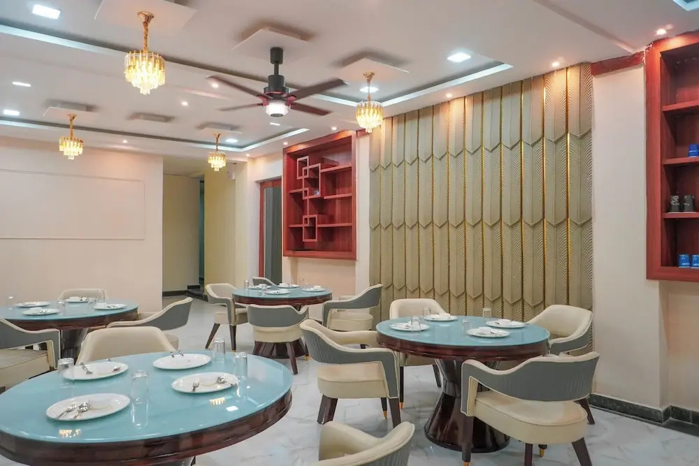 Hotel Relax Suites FNG Expresway 63 Noida