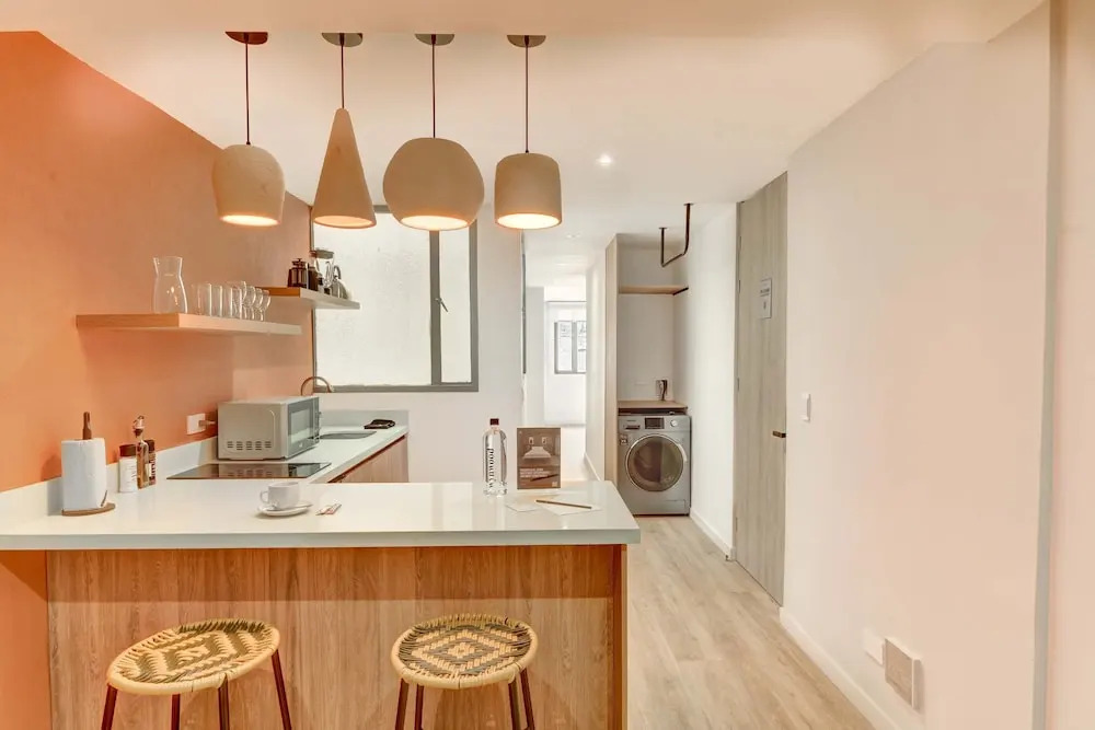w Beautiful 1BR Retreat in Vibrant Zona T