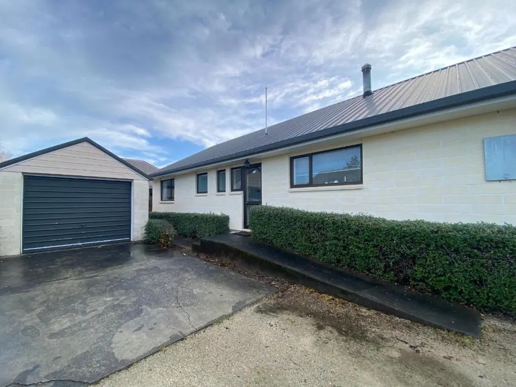 8b Rippingale Road