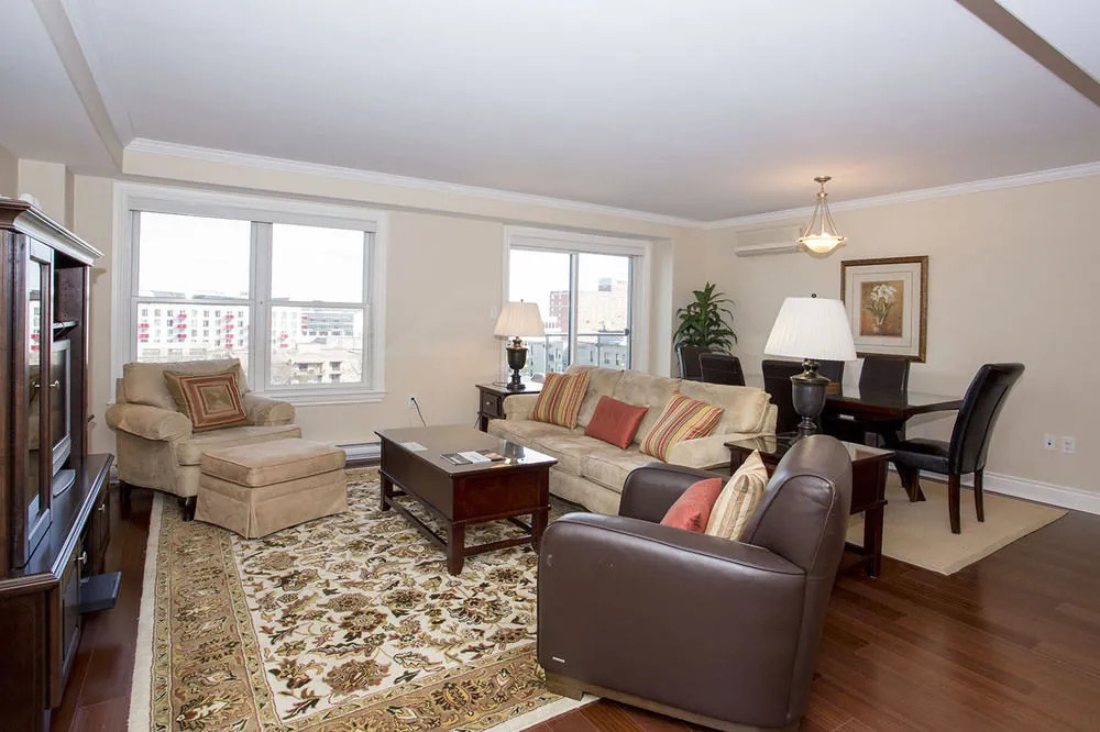 Moore Executive Suites - Letson Court