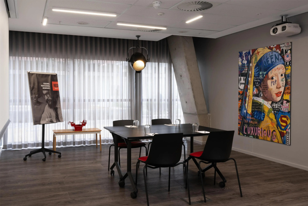 Radisson RED Hotel V&A Waterfront Cape Town