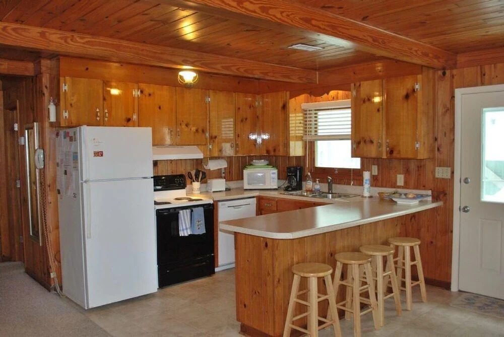 The Lee Cottage 3 Bedroom Home by RedAwning