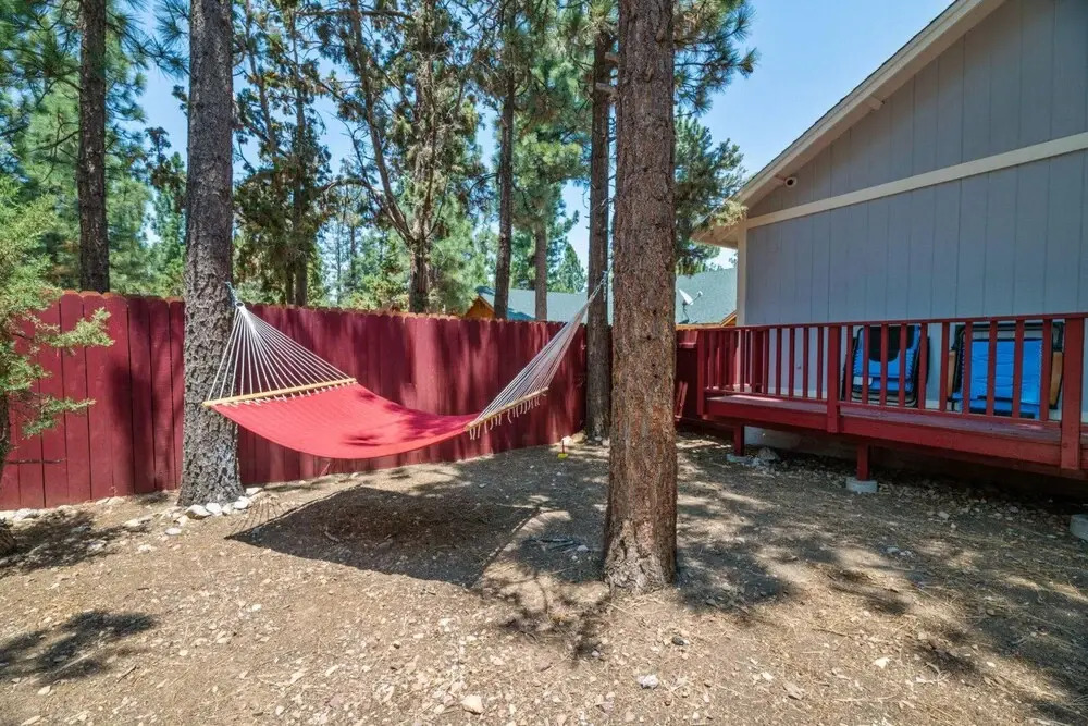 Moose Tracks Lodge