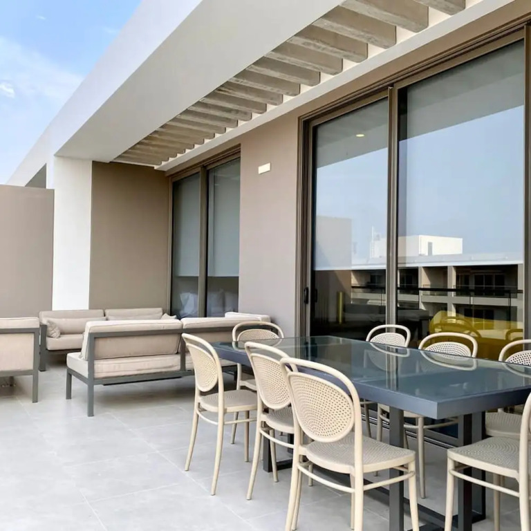 w Amazing 2BR With Balcony in Cartagena