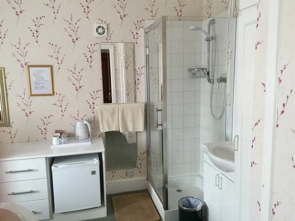 Kenmore Guest House