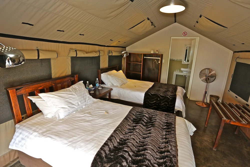 Uukwaluudhi Safari Lodge