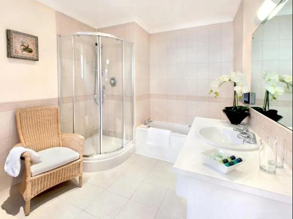 Kingsway Hotel