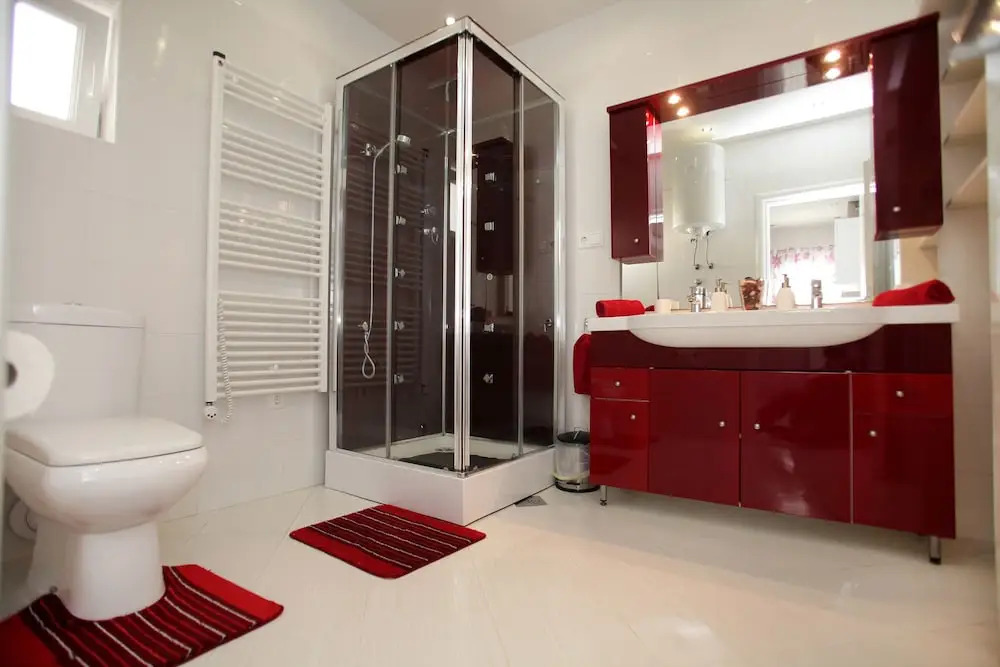 Gem of the sea luxury beach apartment with brand new heating infinity pool