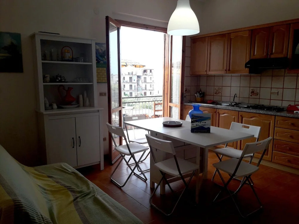 Apartment With 2 Bedrooms in Marina di Santa Maria del Cedro, With Fur
