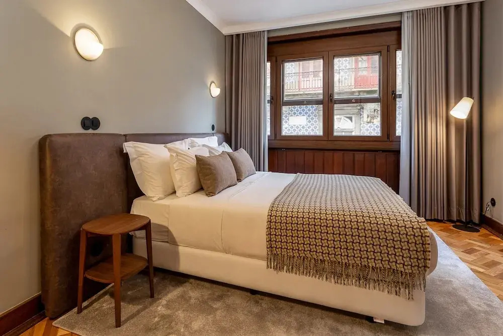 Spacious Family Apartment in Porto