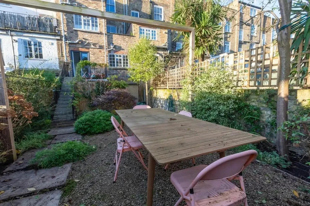 The Kentish Town Nook - Modern 2BDR Apartment with Patio