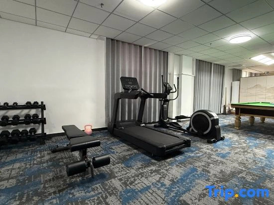 Marriott Carlton Hotel (Olympic Center Hotel)