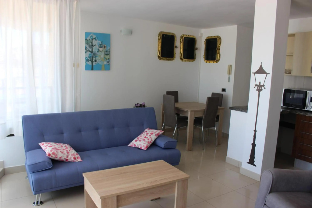 Lord Nelson Las Canteras 2