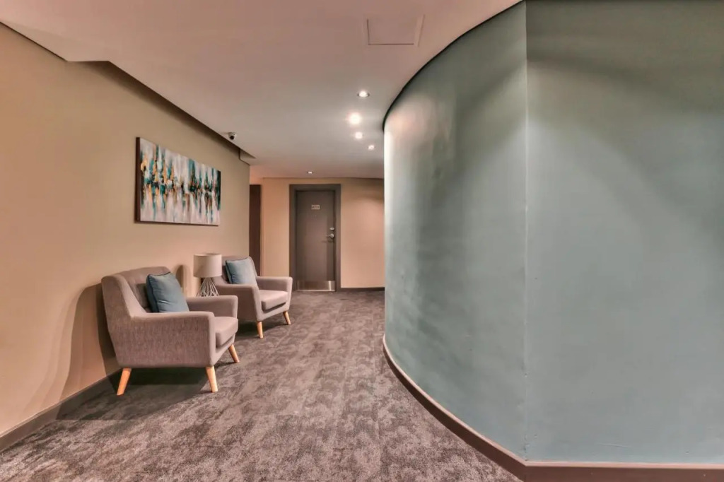 WINK Aparthotel Foreshore