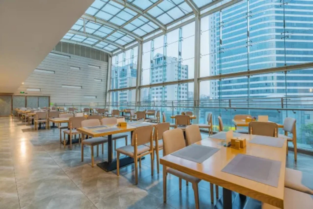 Venus International Hotel (Kunming Tongde Plaza)