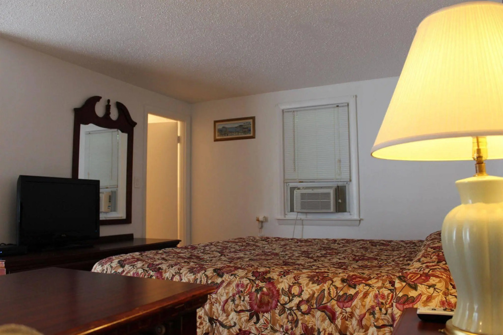 Dennisport Surf Club Boutique Hotel