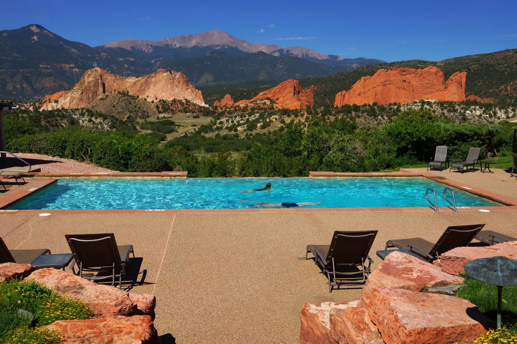 Garden of the Gods Resort & Club