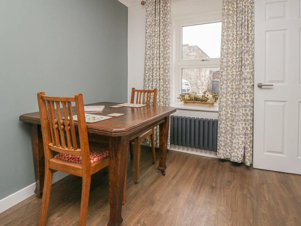 Oak Cottage