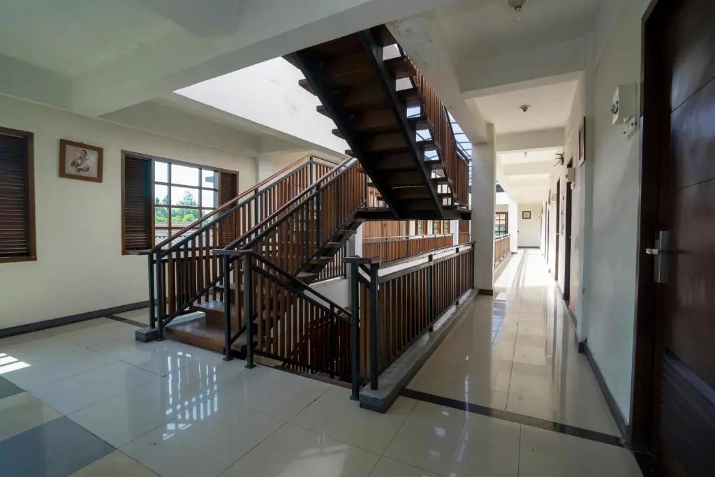 Dagos Hill Hotel