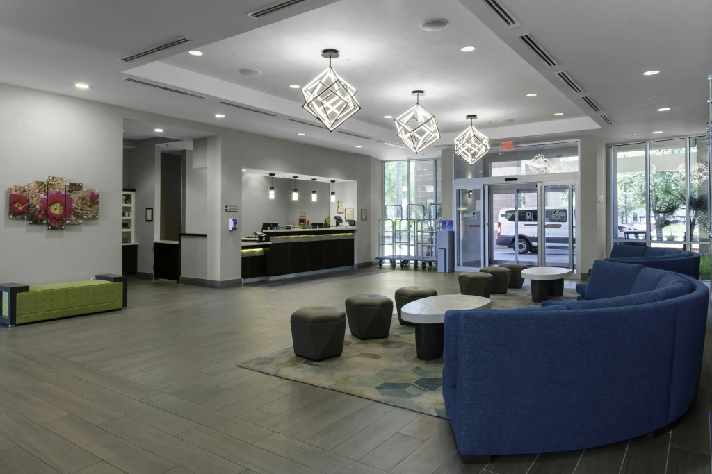 Homewood Suites by Hilton Phoenix Airport South