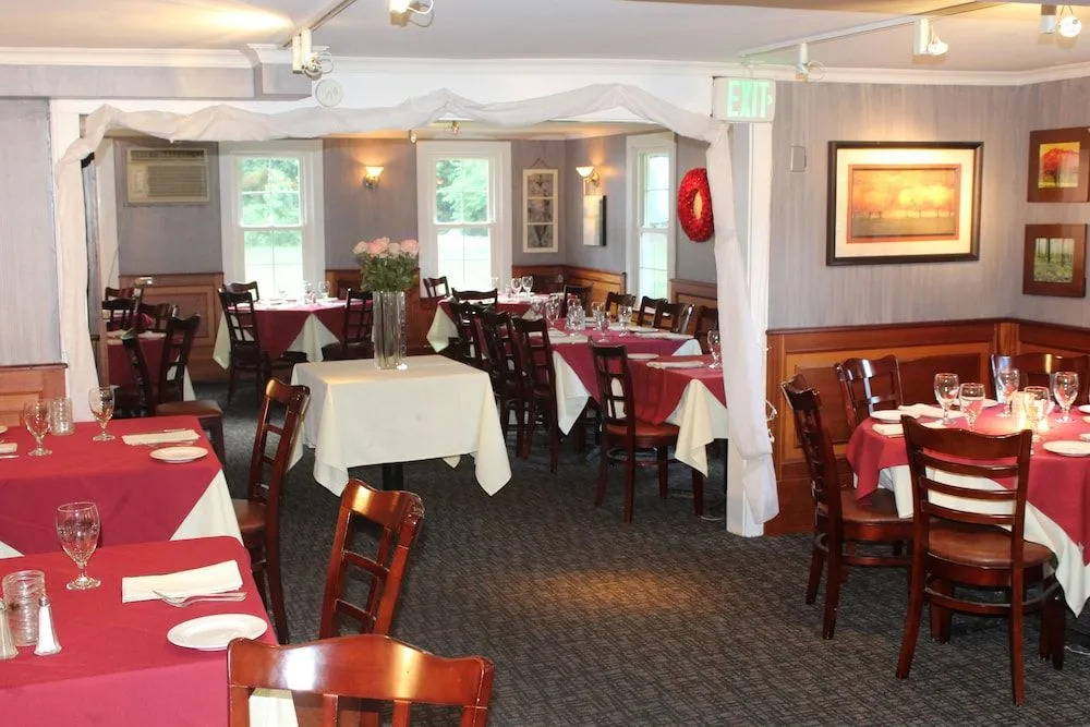 Catskill Seasons Inn