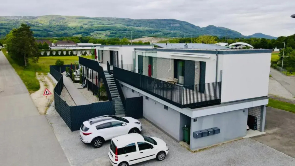 BUSINESS APARTMENT in Deitingen Tiny House ZIMMERzuVERMIETEN