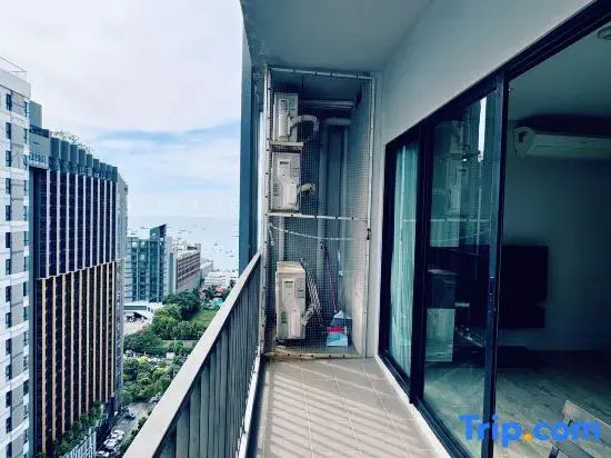 The Base Pattaya Condominium
