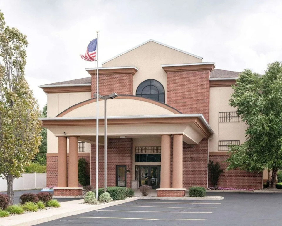Holiday Inn Express Niles