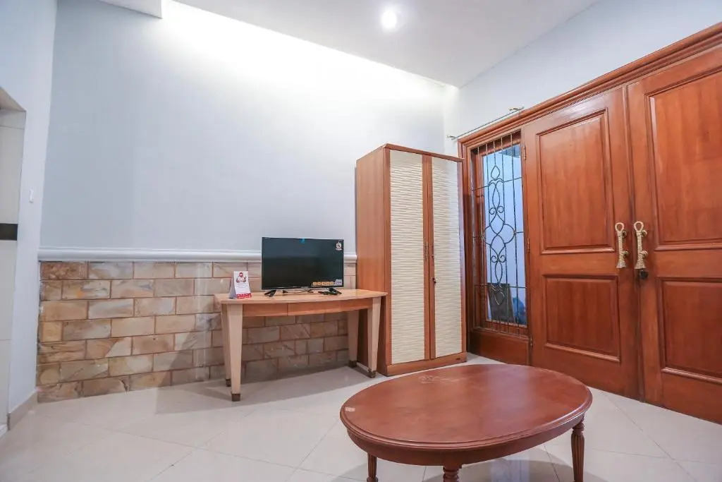 OYO 135 Menteng Guest House