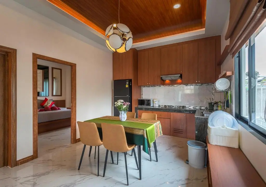 Pinthong Aonang Villa