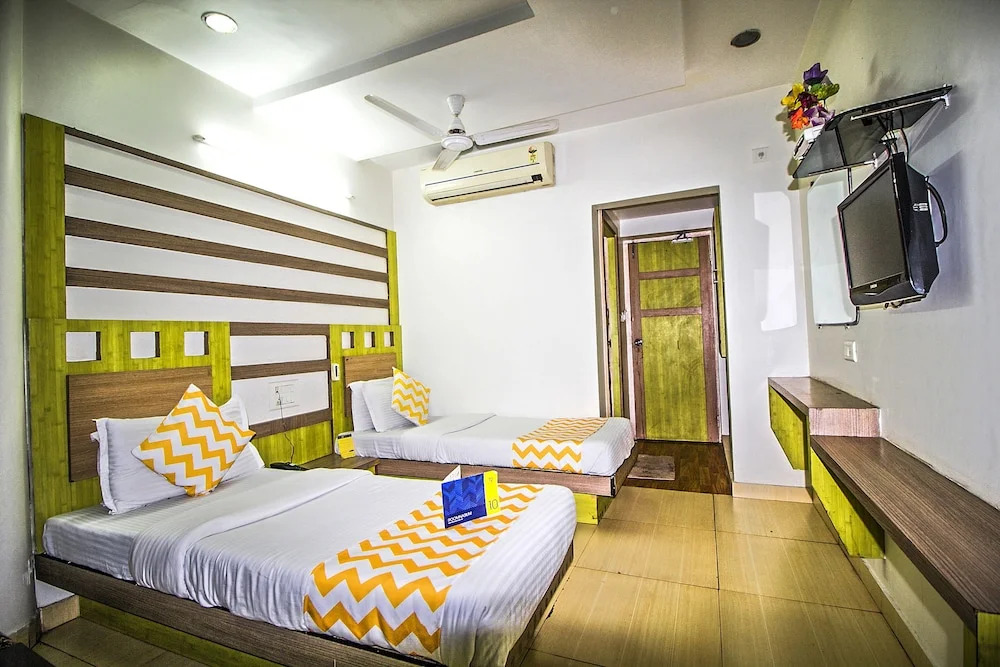 FabHotel Classic Inn Navrangpura