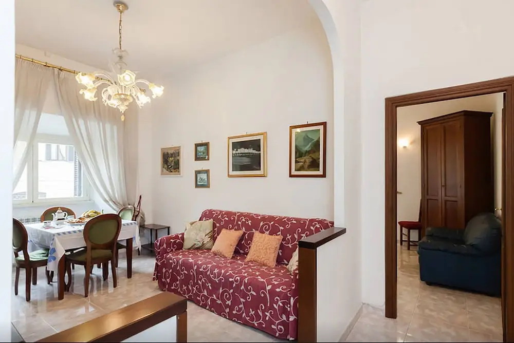 Caterina One o One - Embassy Apartment
