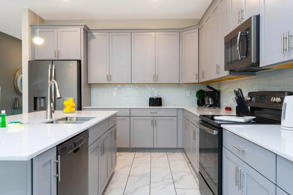 Wonderful 6bd 5bat w Golf Course Championsgate