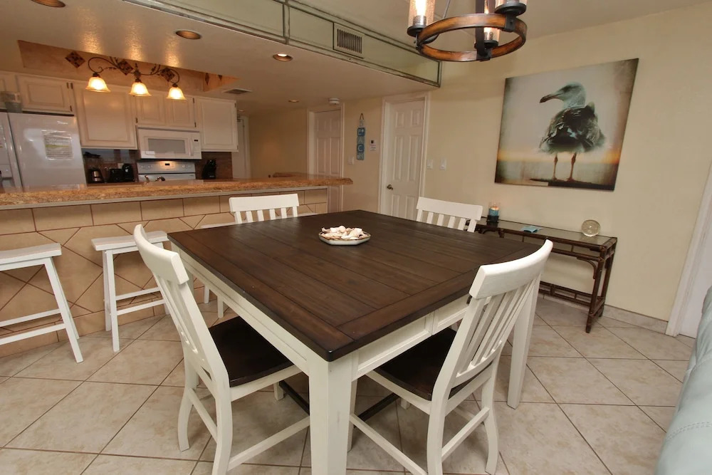 Seabreeze 1 Condominiums