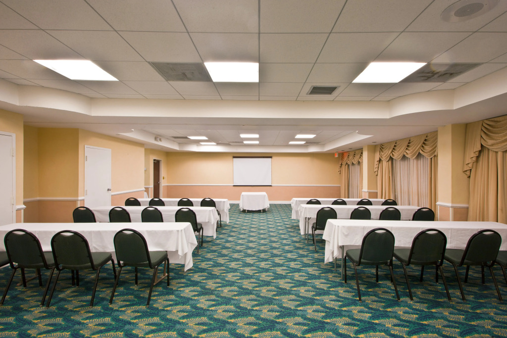 Holiday Inn Port St. Lucie by IHG