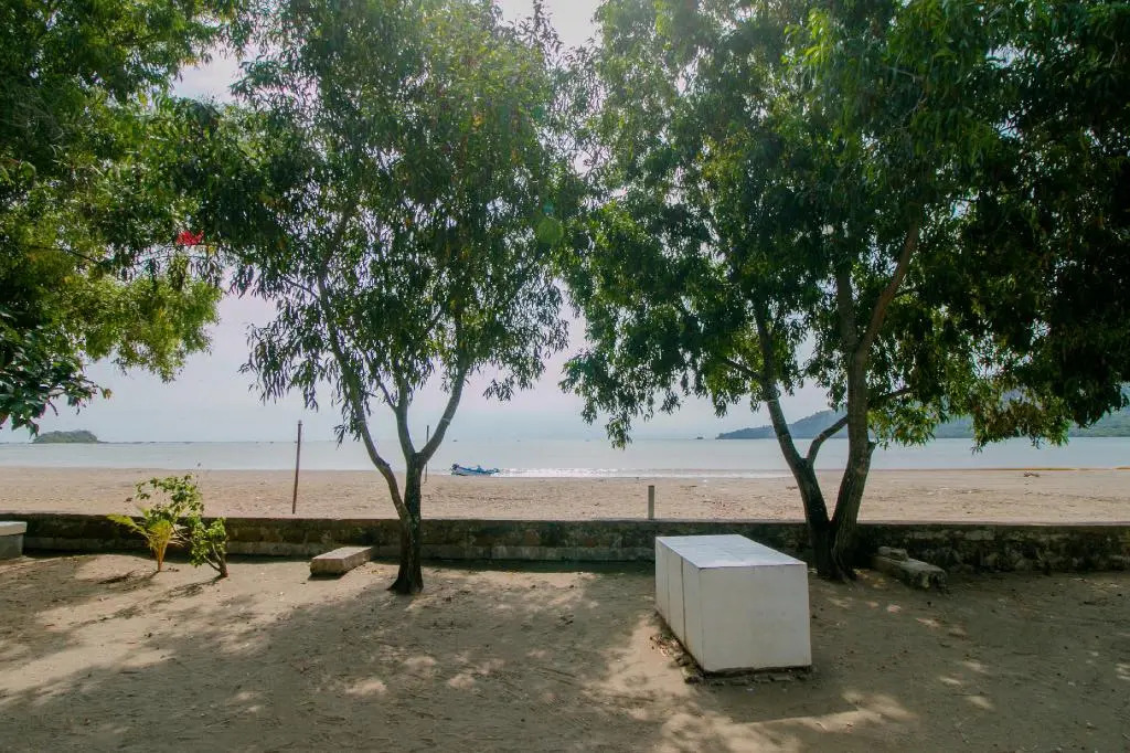 OYO 921 Hotel Ratu Pantai